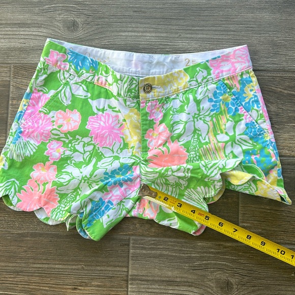 Lilly Pulitzer Buttercup Short - Picture 3 of 5